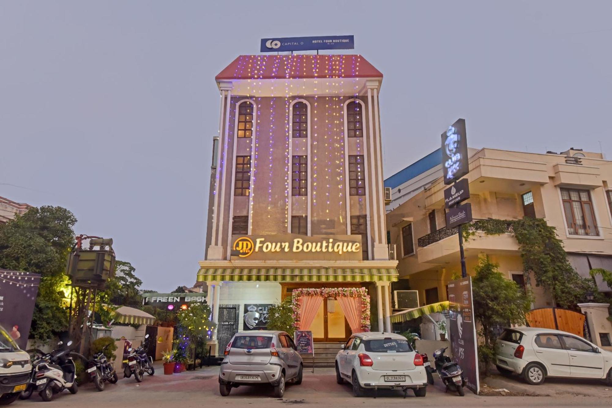 Collection O Hotel Four Boutique Kukas Ngoại thất bức ảnh