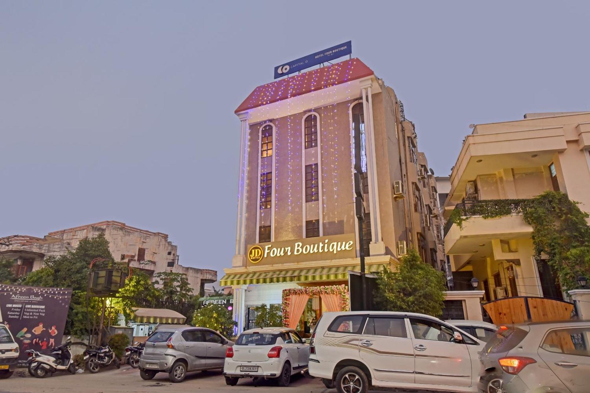 Collection O Hotel Four Boutique Kukas Ngoại thất bức ảnh
